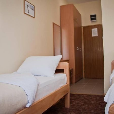 Garni Hotel Alma ปิโรต์ ภายนอก รูปภาพ