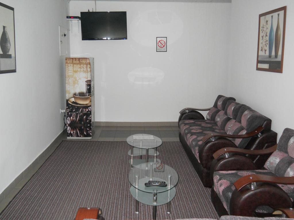 Garni Hotel Alma ปิโรต์ ภายนอก รูปภาพ