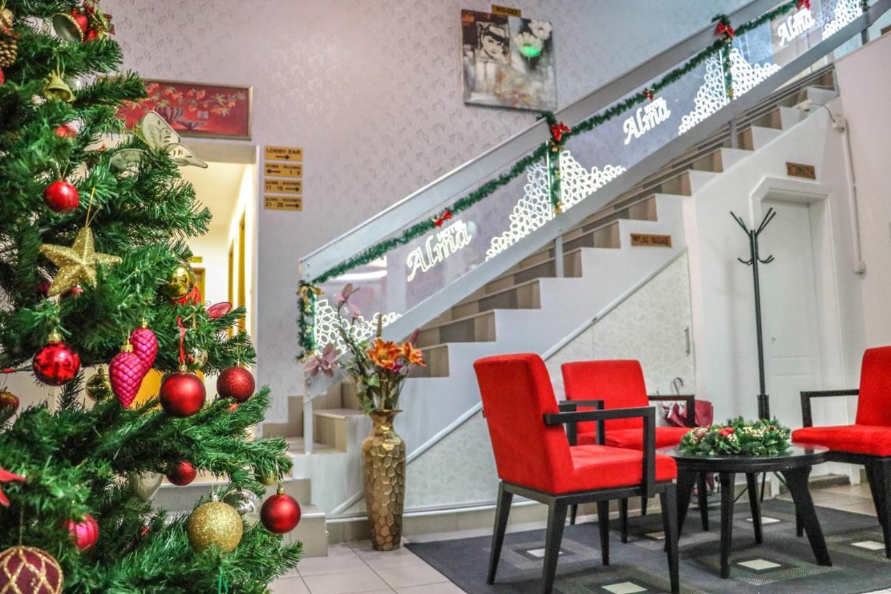 Garni Hotel Alma ปิโรต์ ภายนอก รูปภาพ